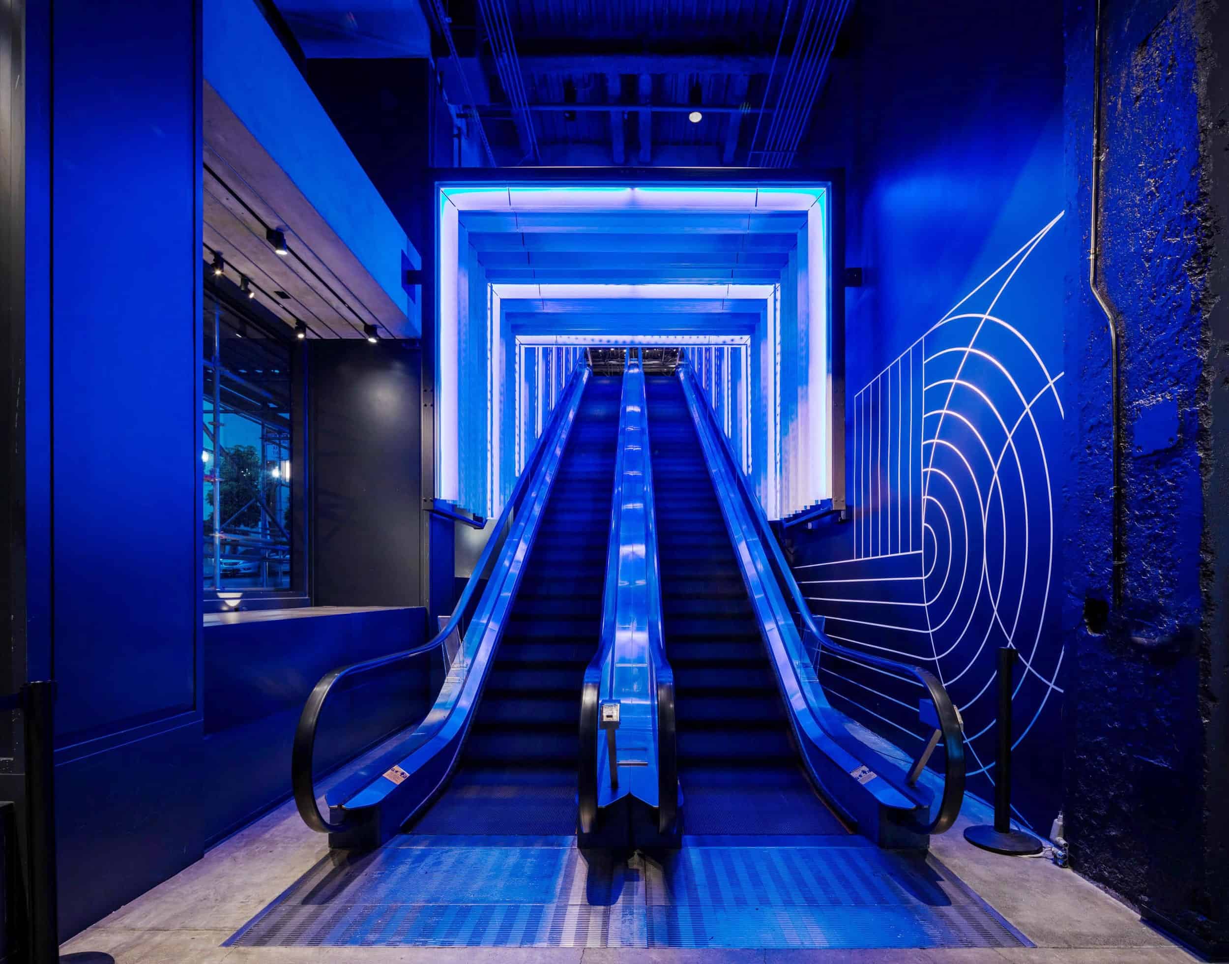 nike-sf-lit-entry-tunnel-escalator-surround